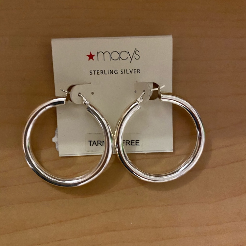 Silver thick, medium sized hoops